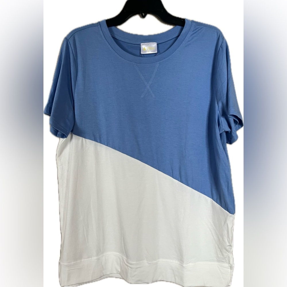 Zilpu Blue and White short sleeve shirt. New with tags. Women’s size XL